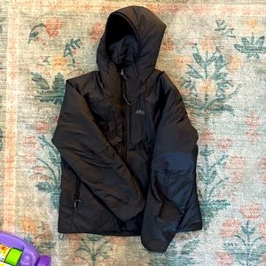 Women’s Black Down REI jacket size Large
